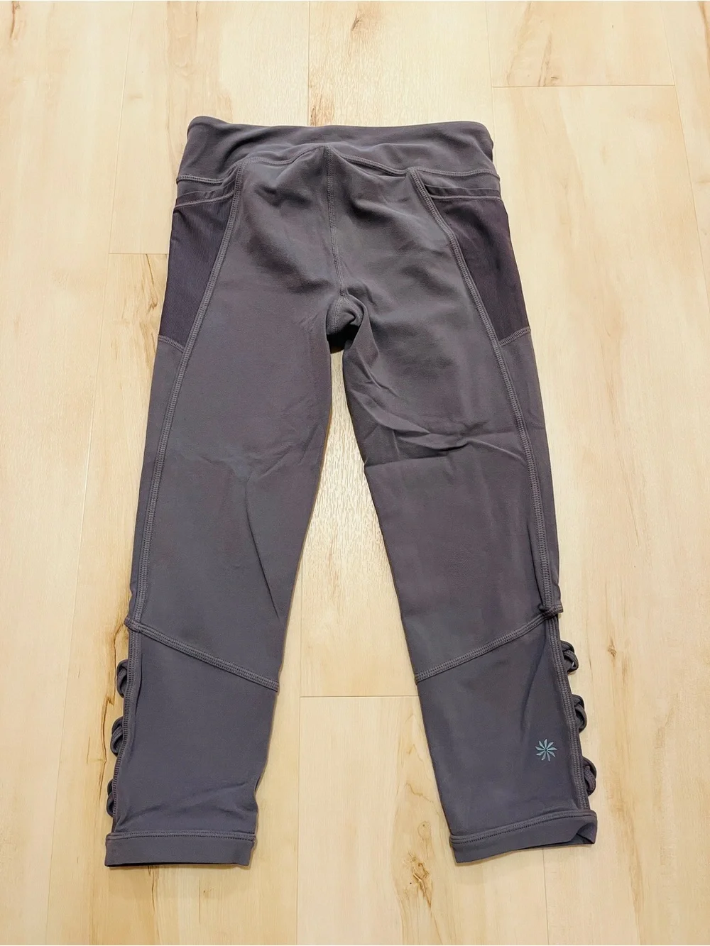 Athleta Girl L(12) Capri Leggings